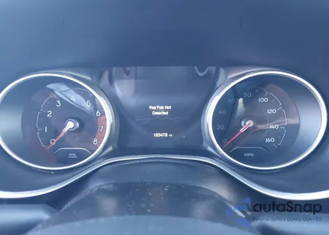 2018 Jeep Compass Altitude 4X4 from USA, damaged, VIN 3C4NJDBB3JT304128